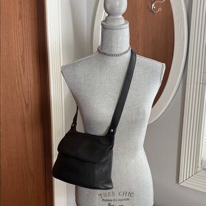 Rolfs vintage genuine leather, black shoulder bag